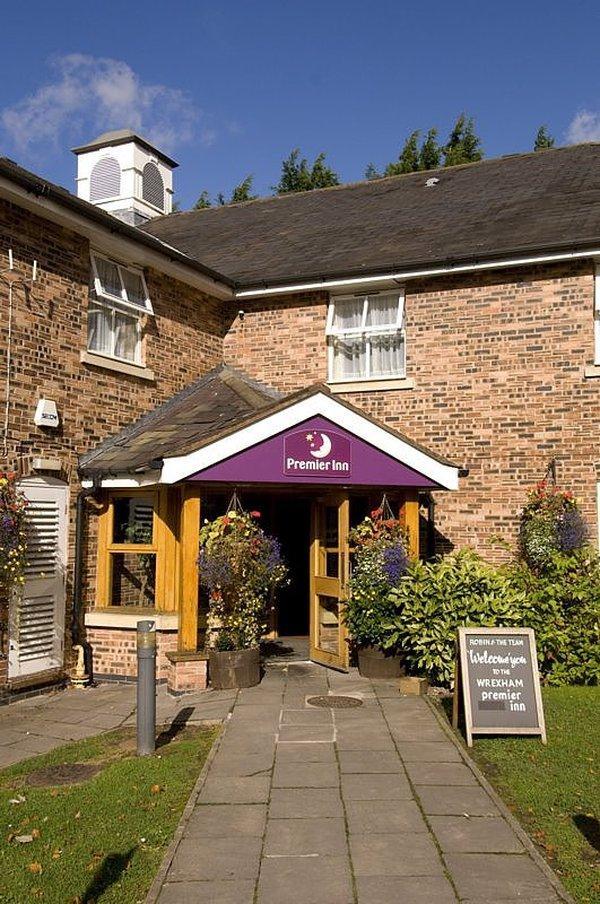 Premier Inn Premier Inn Wrexham North Exterior foto